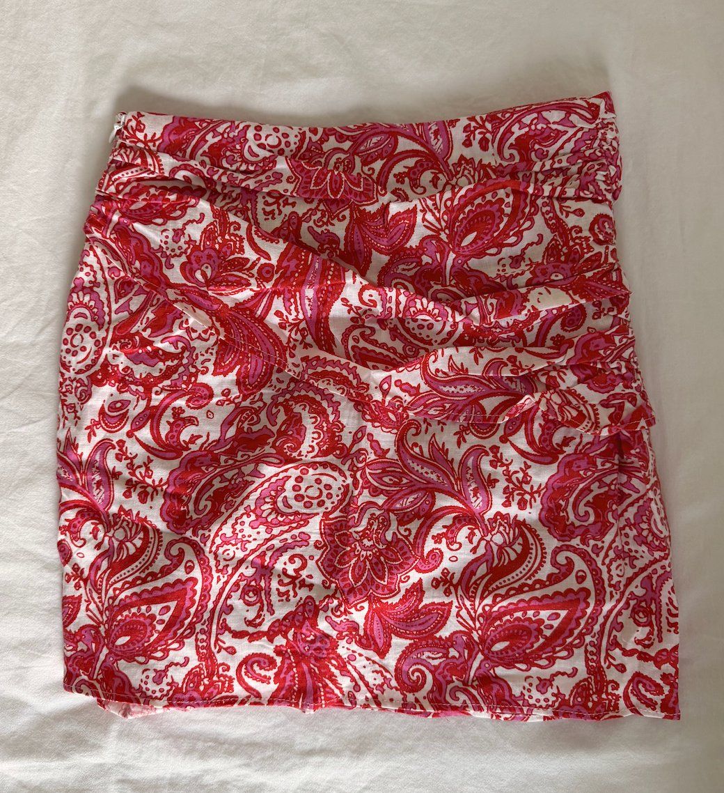 Zara Jupes: Patterned mini skirt – Neuf (Voir description) à Buonas par mej_6s67 1