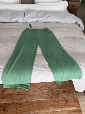 BENETTON Hose Damen - 100% Baumwolle - grün - Grösse M - NEU