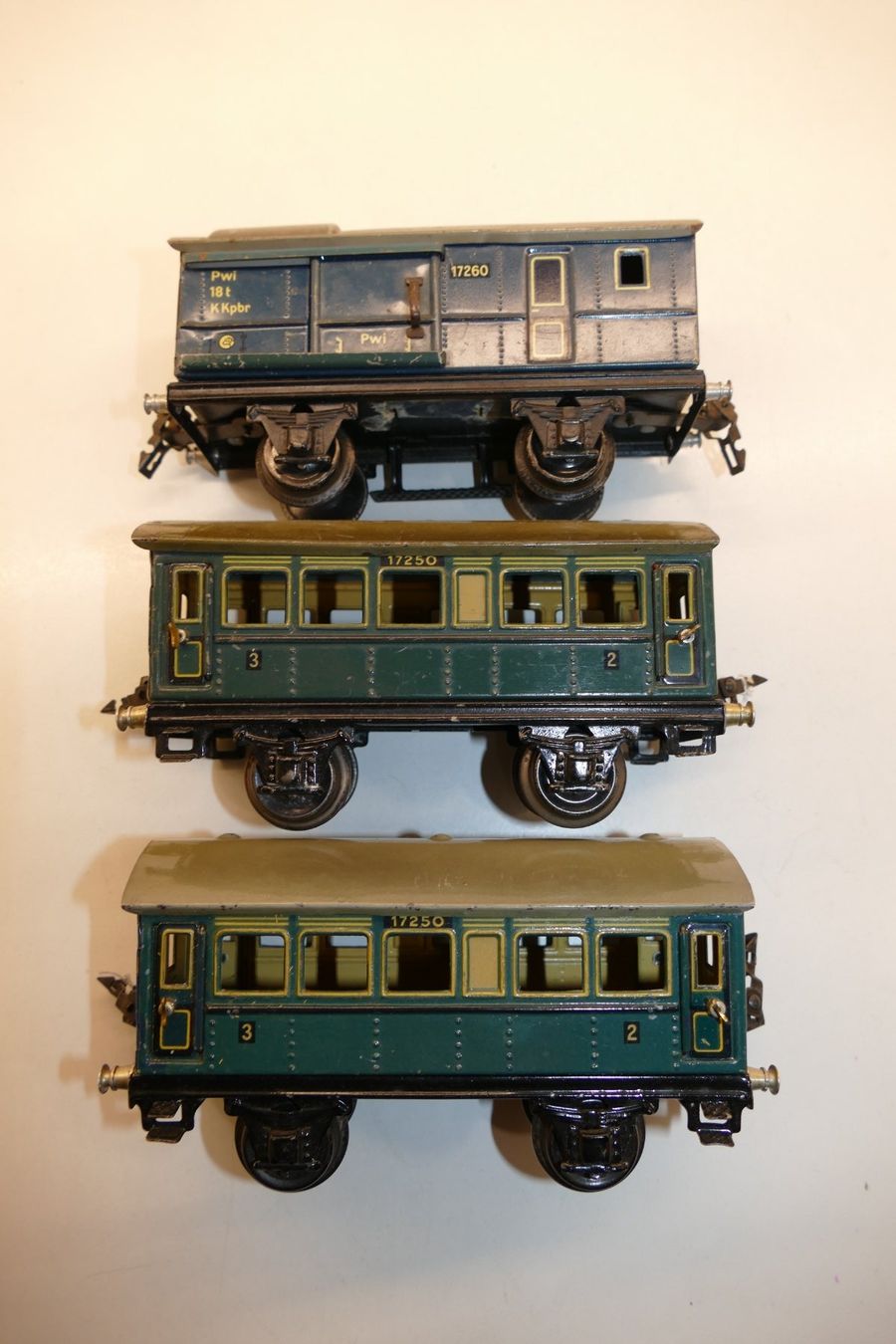 Märklin Modellini di ferrovie: Märklin 0: Zug 3-teilig hellblau – Usato da Niederhasli venduto da rail-duerst 1