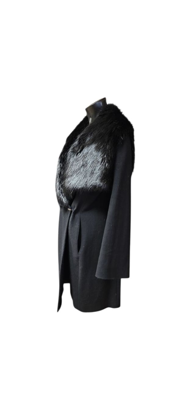 Cappotti: Plain Sud Mantel mit Pelz Weste – Usato da Zürich venduto da finesse.shop 3