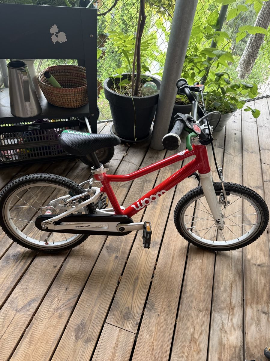 Woom Biciclette: Woom 3 in rot – Usato da Zürich venduto da jericocoara