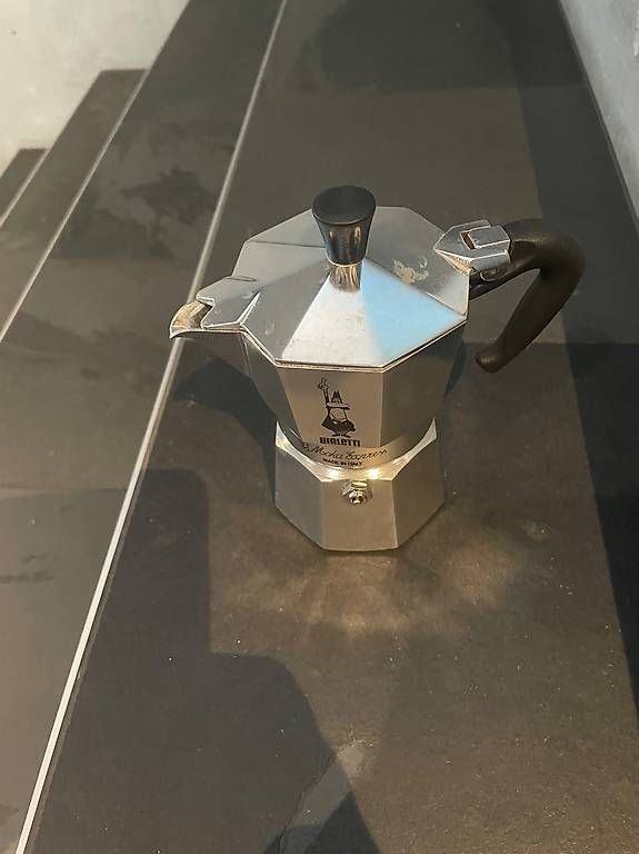 Macchine per caffè & Macchine per espresso: Bialetti Espresso Maschine mit Timer und gratis kl. Bialetti – Usato da Konolfingen venduto da 2248stefan 1