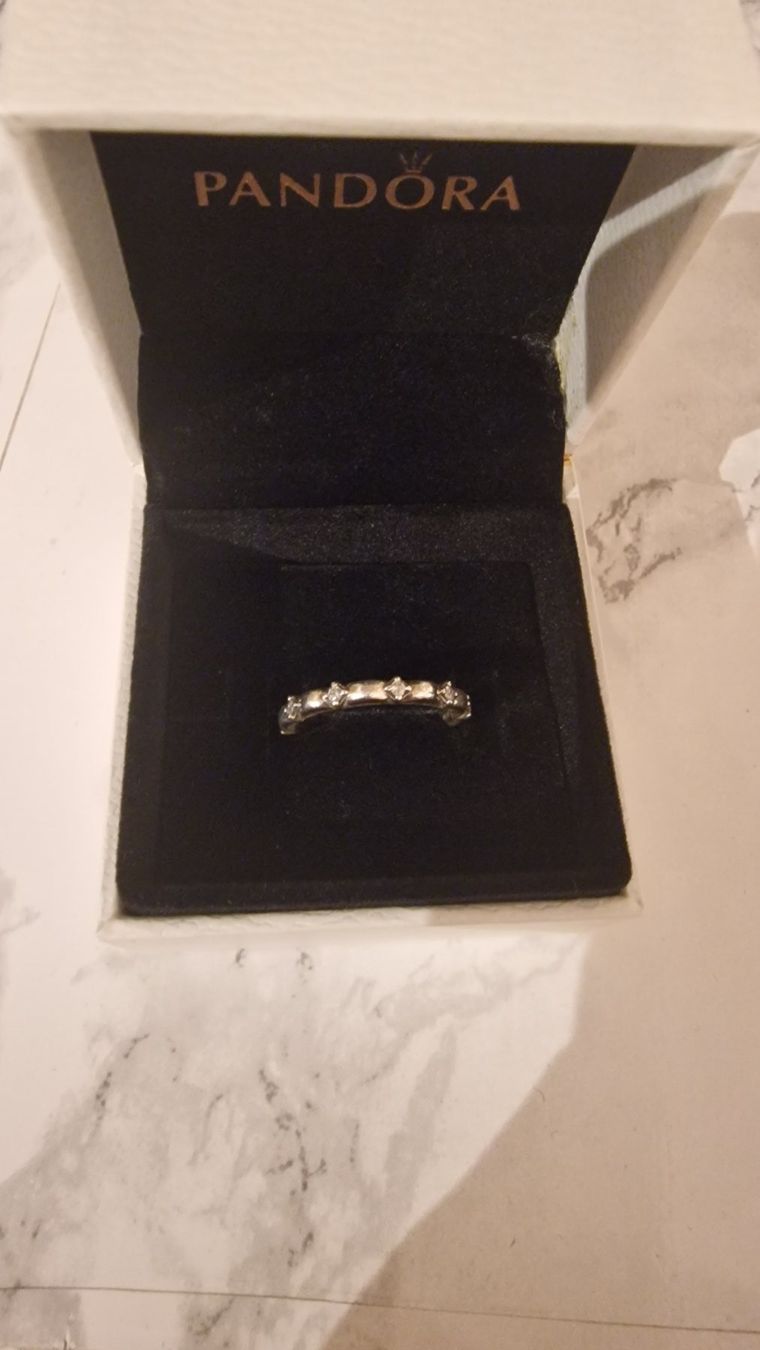 Pandora Anelli: Pandora Ring Grösse 52 – Usato da Eisten venduto da _saskiia_ 1