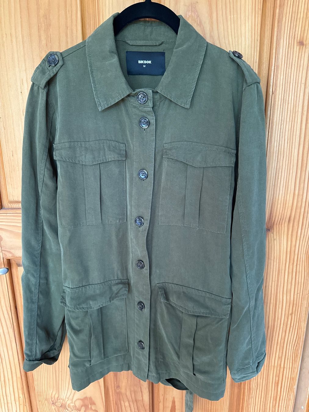 Giacche: jacke bikbok – Usato da gurzelen venduto da malu04