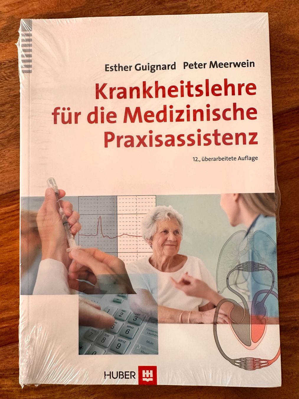 Libri: Krankheitslehre med. Praxisassistenz – Nuovo e nell'imballaggio originale da Kirchberg BE venduto da Levana72