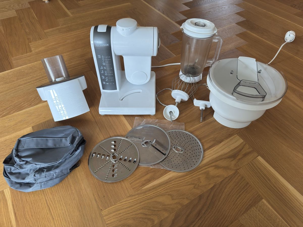 Bosch Appareils de cuisine: Bosch Mum 4 – D'occasion à Degersheim par WolfSquirell 1