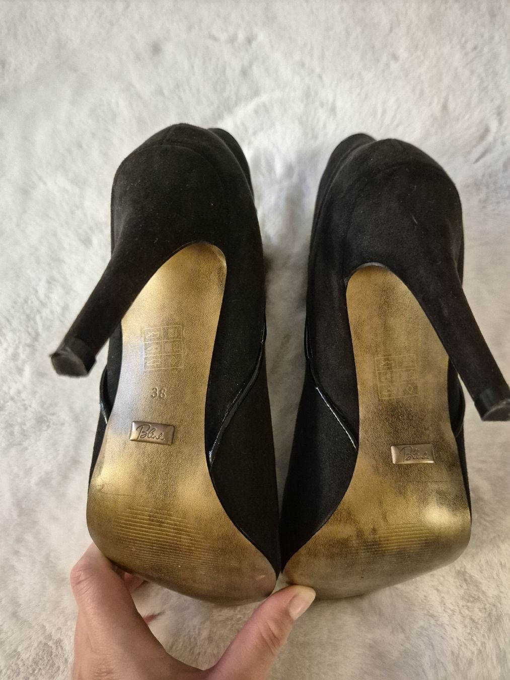 Scarpe da donna: Elegante Stiefeletten, schwarz, Grösse 38 – Usato da Romanshorn venduto da Enilec02 4