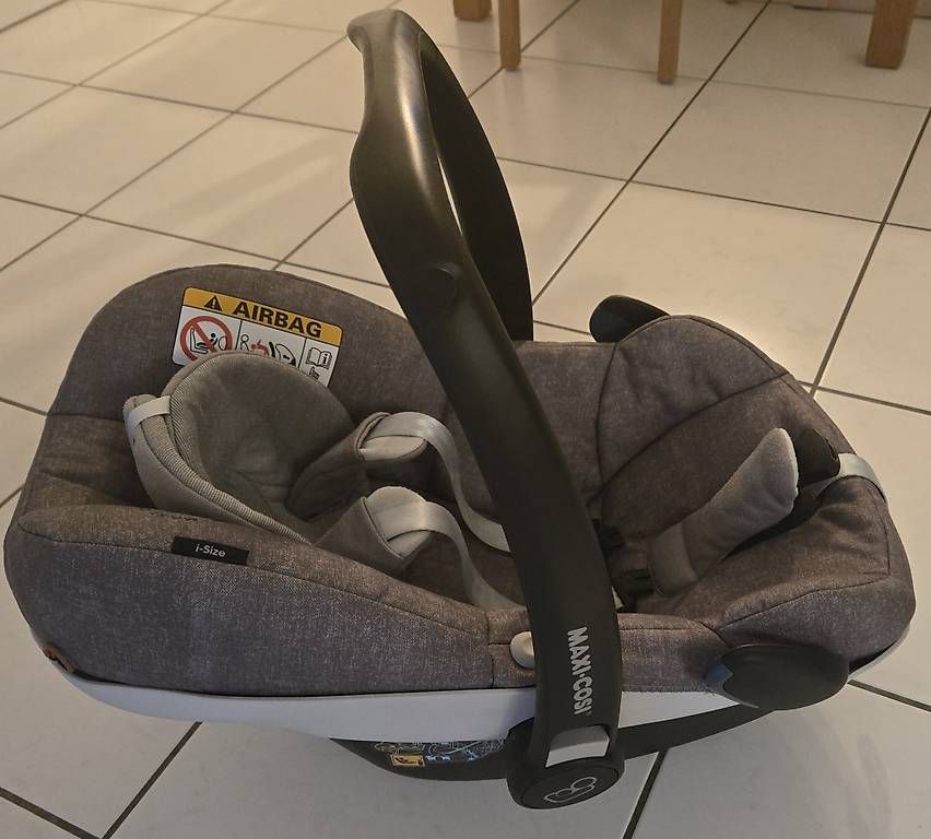 Seggiolini per auto: MAXI-COSI Pebble Pro i-Size – Usato da Belp venduto da LincolnSix 2