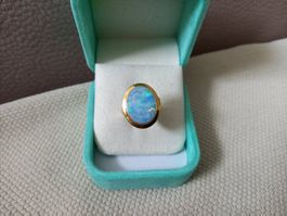Klassiker! Schöner, grosser Opal-Ring von C. Bucherer