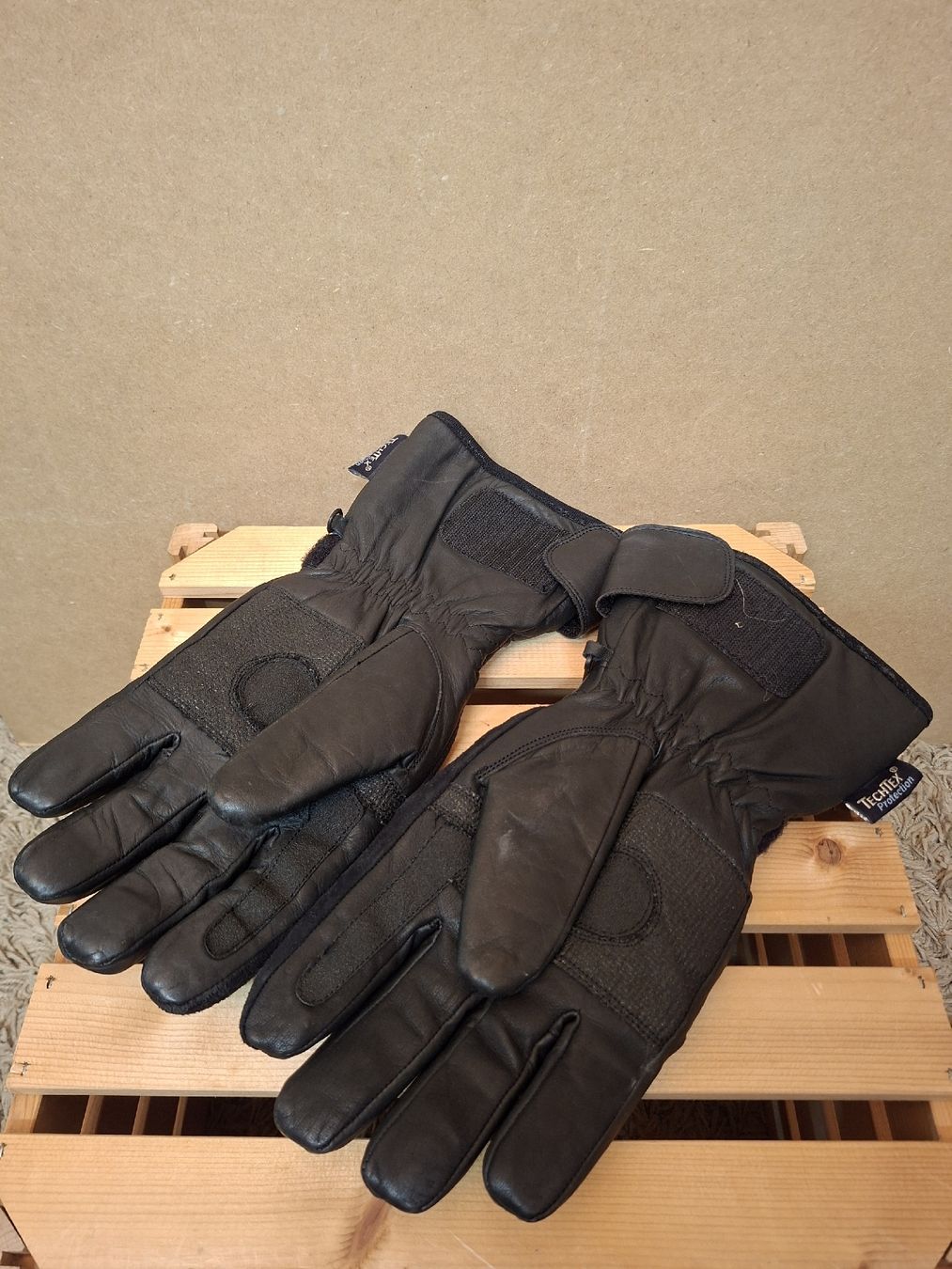 Guanti & manicotti: Motorradhandschuhe Crane TechTex schwarz Grösse 10 – Nuovo (secondo la descrizione) da Därstetten venduto da Re_Dude 1