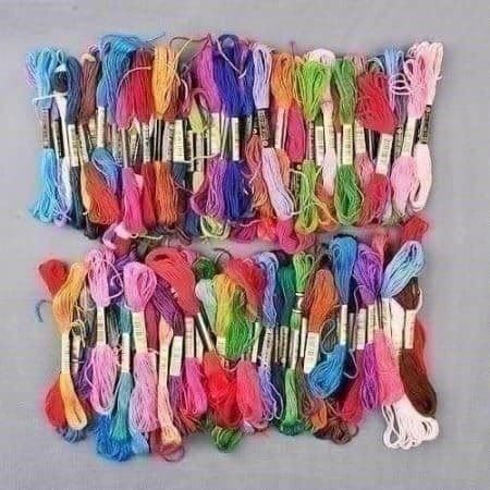 Cordicelle & Fili: 100Stk Stickgarn Baumwolle Nähgarn Set – Nuovo (secondo la descrizione) da Thun venduto da coverall 1