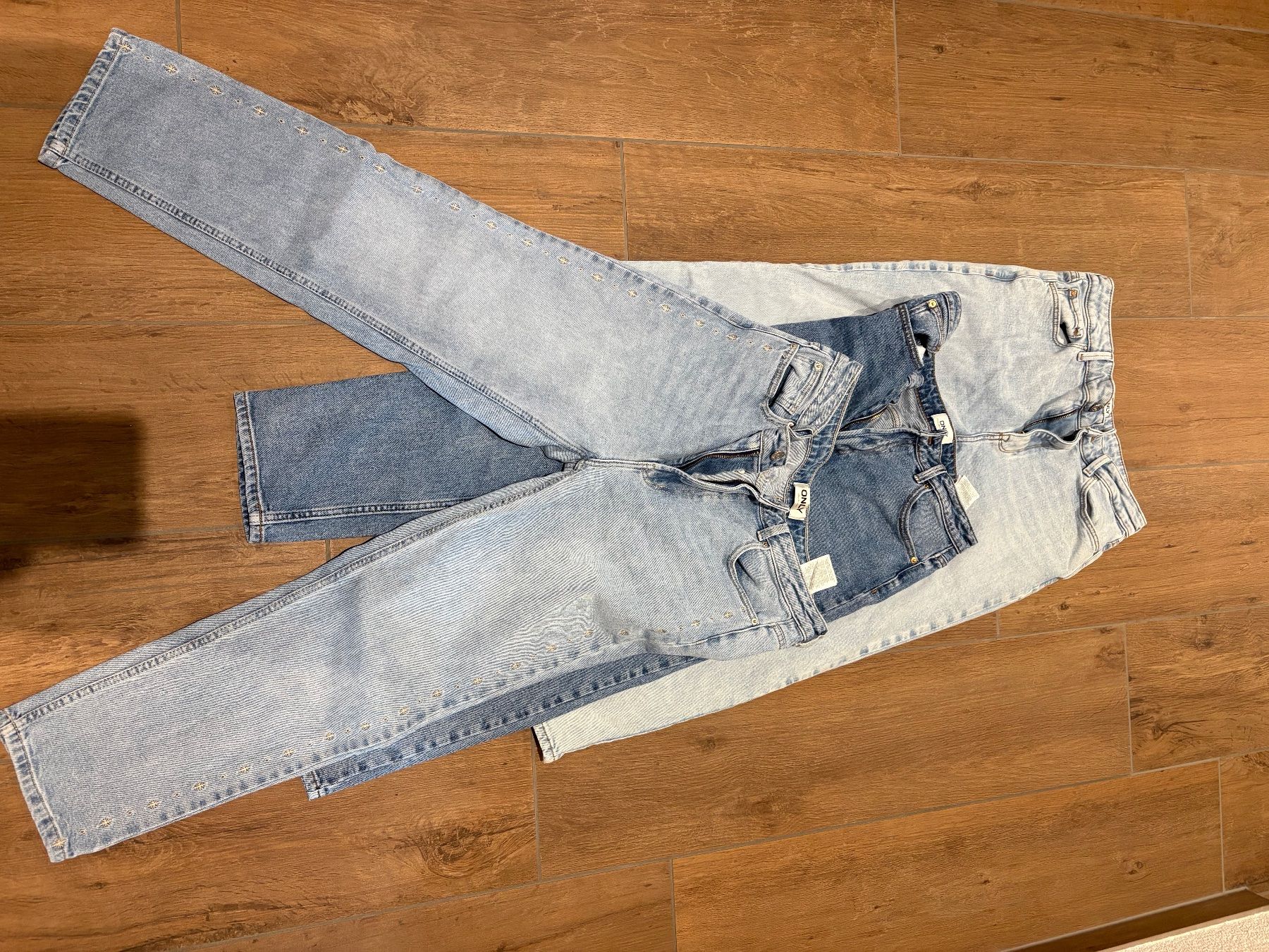 Jeans: Only Jeans Grösse 31 - Mom/straight – Usato da Ganterschwil venduto da crt_8h66