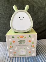 Süesser Kinder-Wecker Hase mit Licht und Musik, Top!