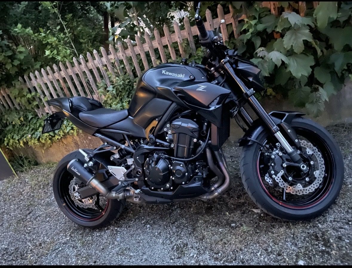 Kawasaki Strada: Kawaski Z900 – Usato da Dürnten venduto da sel_znb9 2