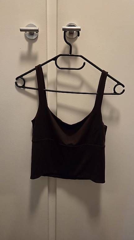 Tops: braunes Croptop, M/38 – Gebraucht aus Bern von nigq 2