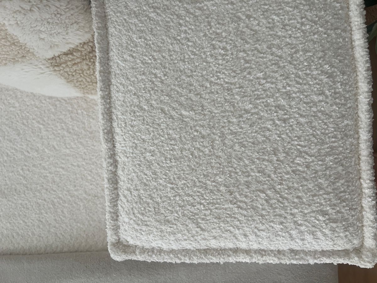Divani: Ecksofa Stoff Weiss modulares System guter Zustand – Nuovo (secondo la descrizione) da Unterägeri venduto da zeq_xm6c 2