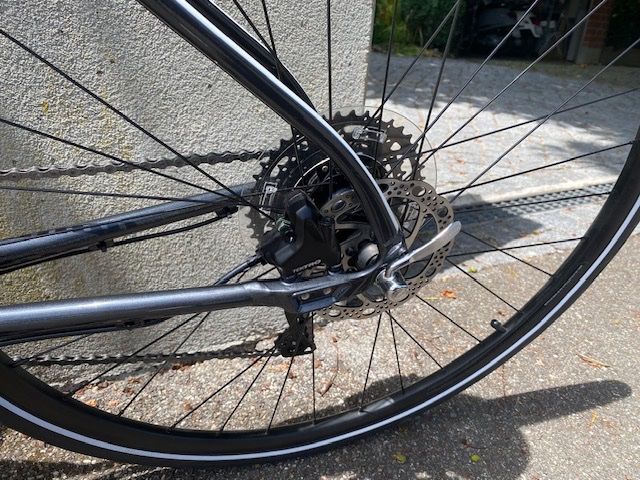 Cannondale Biciclette: Cannondale Quick 4 Disk graphite Grösse M neuwertig – Nuovo (secondo la descrizione) da Riehen venduto da AndiSBB 8