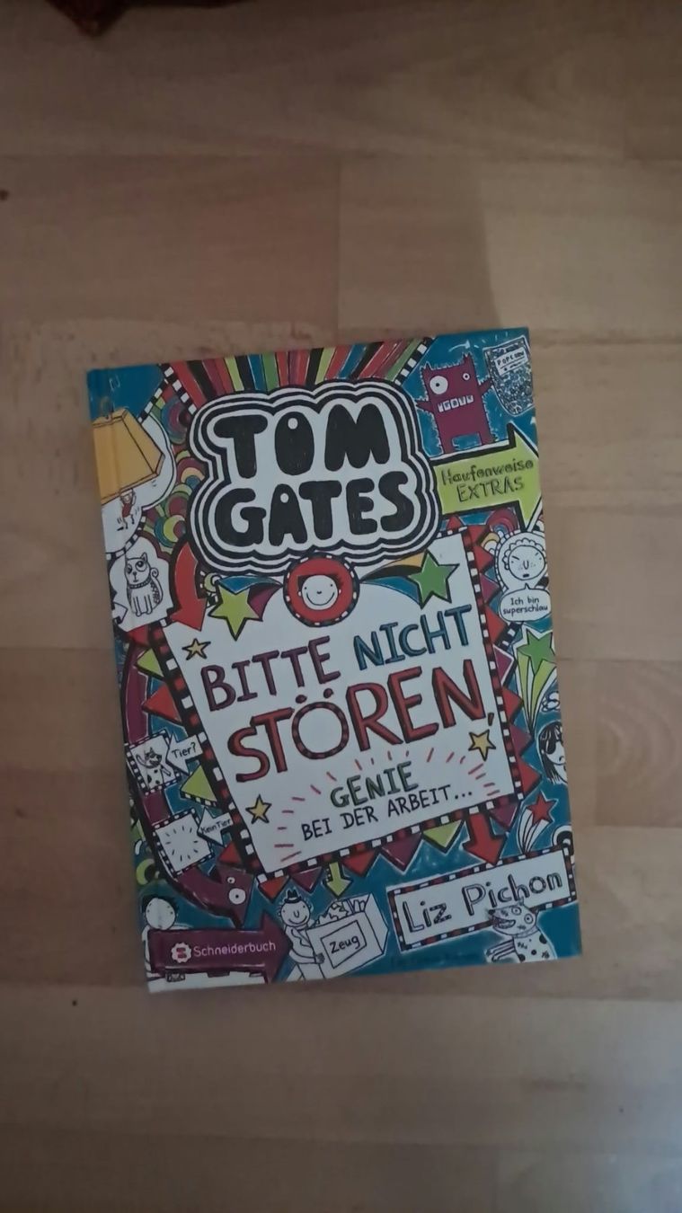 Libri: Tom Gates Buch – Usato da Adliswil venduto da Foolonthehill