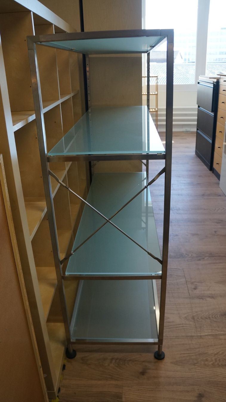 Vitra Scaffali: Vitra Glasregal Vintage – Usato da Basel venduto da bk_brockibasel 4