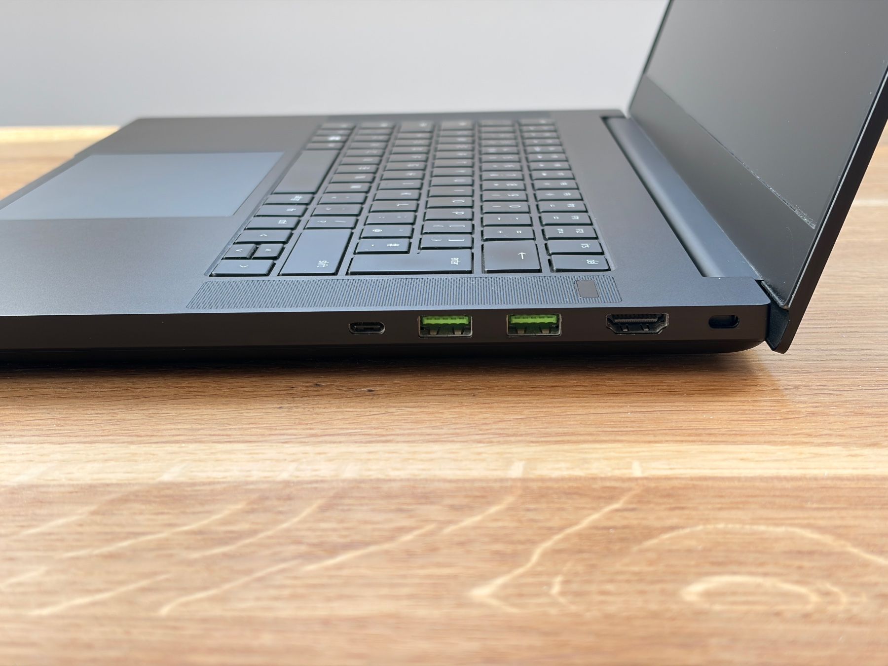 Razer Notebook: Razer Blade 15 Gaming Laptop RTX 2060 – Usato da Zürich venduto da mat_s8x2 1