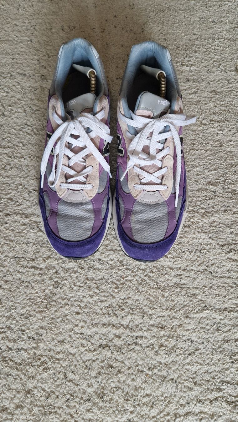 New Balance Chaussures hommes: New Balance 992 atomic violet – D'occasion à Fribourg par Thib124 2