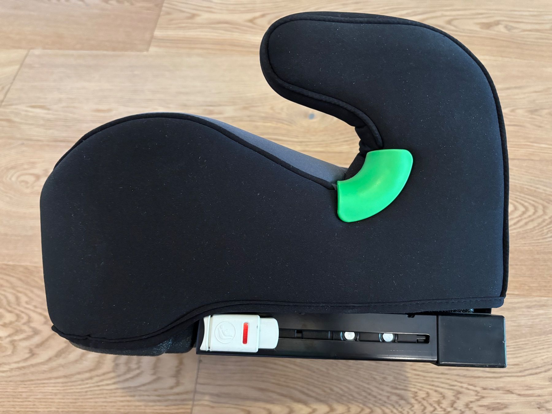 Osann Seggiolini per auto: Osann Sitzerhöhung Junior Isofix – Usato da Seuzach venduto da Schwede83 4
