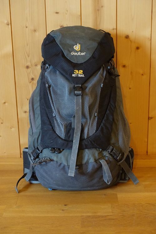 Deuter 32 act trail sale