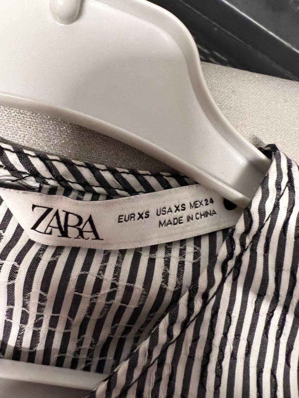 Zara Camicette: Bellissima camicetta Zara – Nuovo (secondo la descrizione) da Bellinzona venduto da bul_mvy5 3