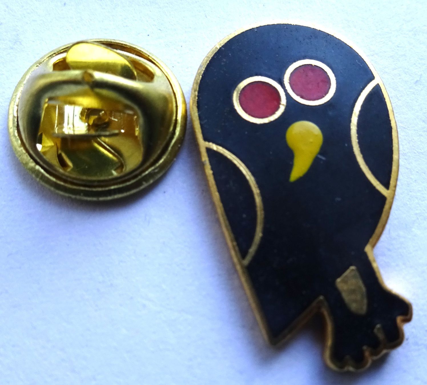 Plaquettes & Badges: Pin EULE, UHU – D'occasion à Utzenstorf par BUtter81