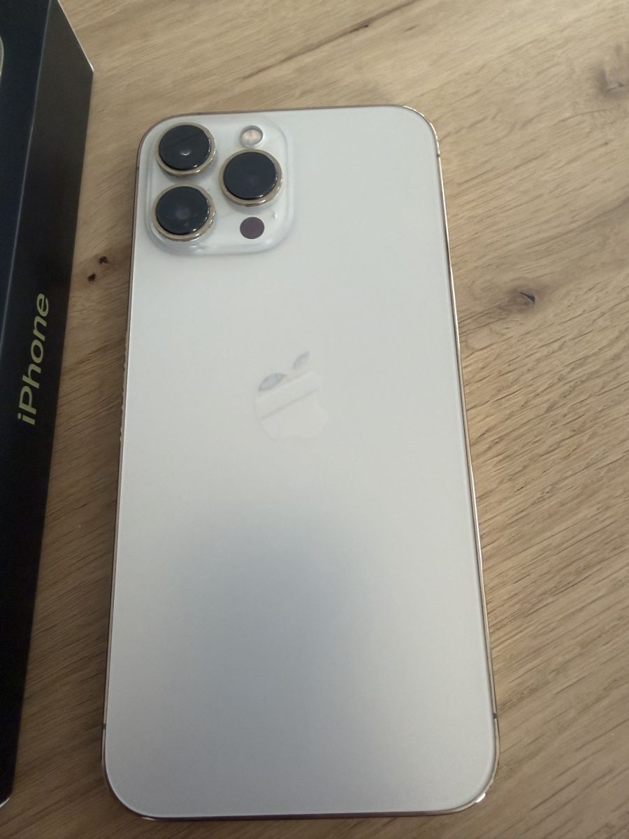 Apple Telefoni cellulari / Smartphones: iPhone 13 Pro Max 128gb gold – Usato da Adelboden venduto da Kim_Wiedmer 1