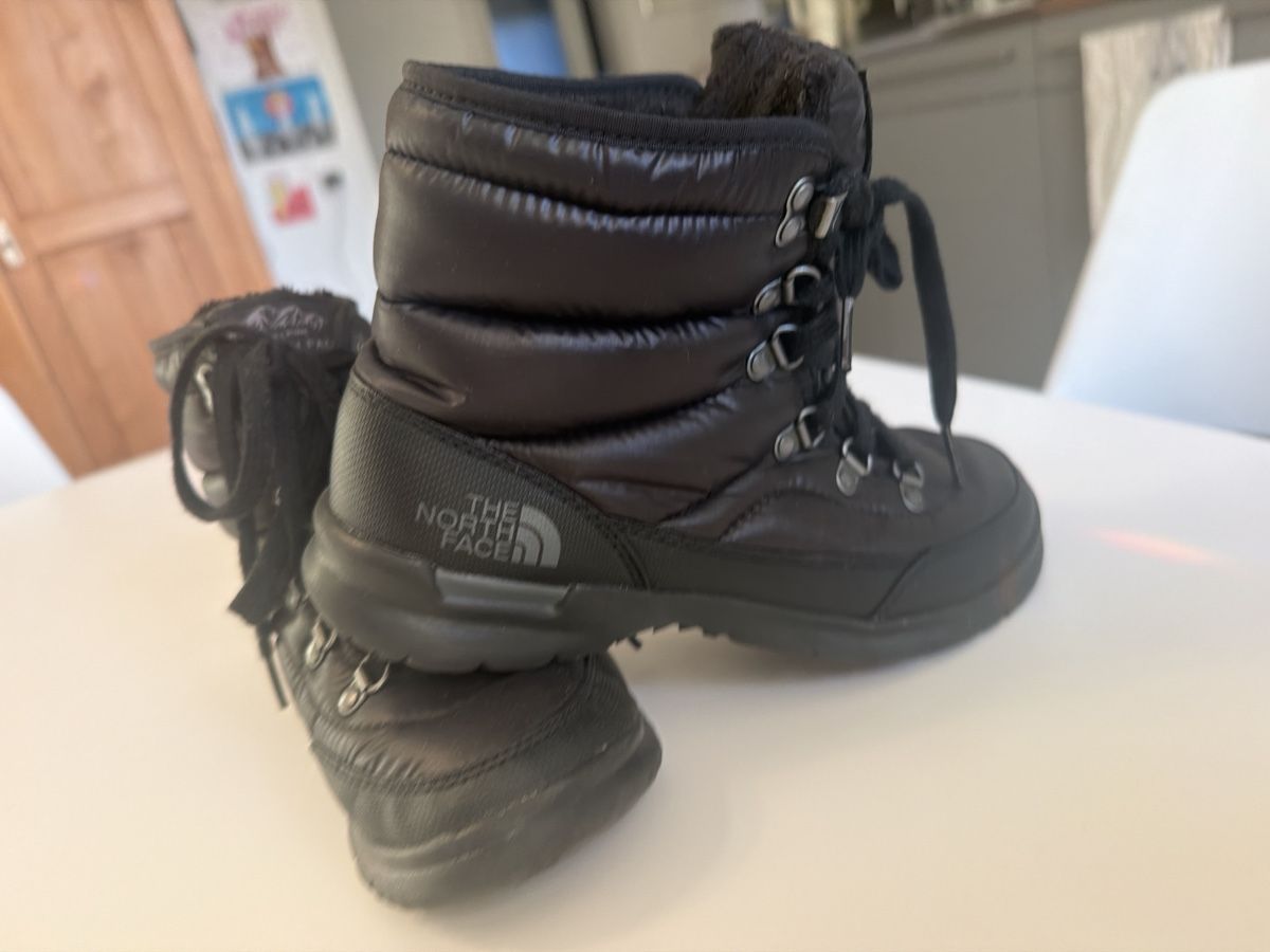 North Face Scarpe da uomo: The North Face Winterboots gr. 37 – Usato da Bern venduto da Lili1007 1