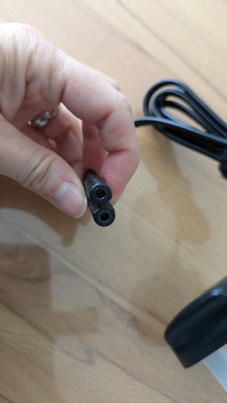 Kabel: Stromstecker 2 polig mit UK Stecker – Neu (gemäss Beschreibung) aus Staufen von Fleby84 1