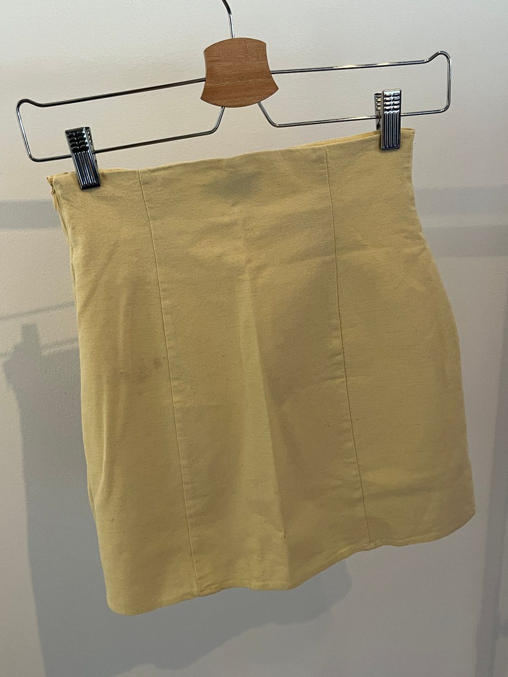 Na-kd Gonne: Jupe jaune pastel, NA-KD – Usato da Savagnier venduto da taianab 4