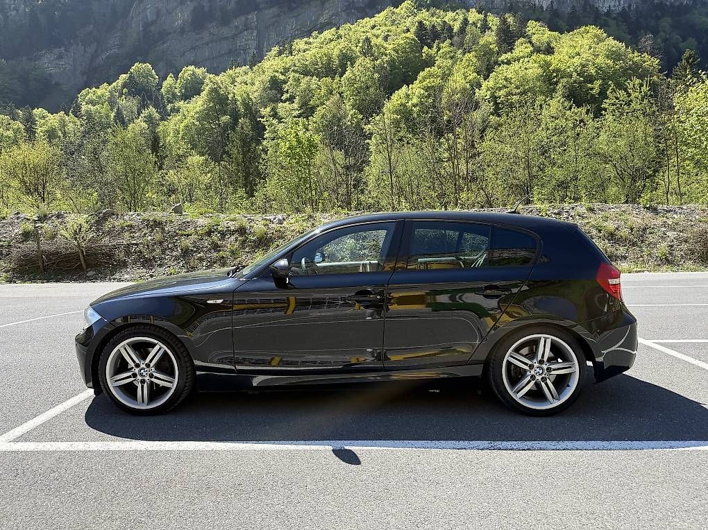 Autos: BMW 120d M-Paket – D'occasion à Brunnen par medo1994 1