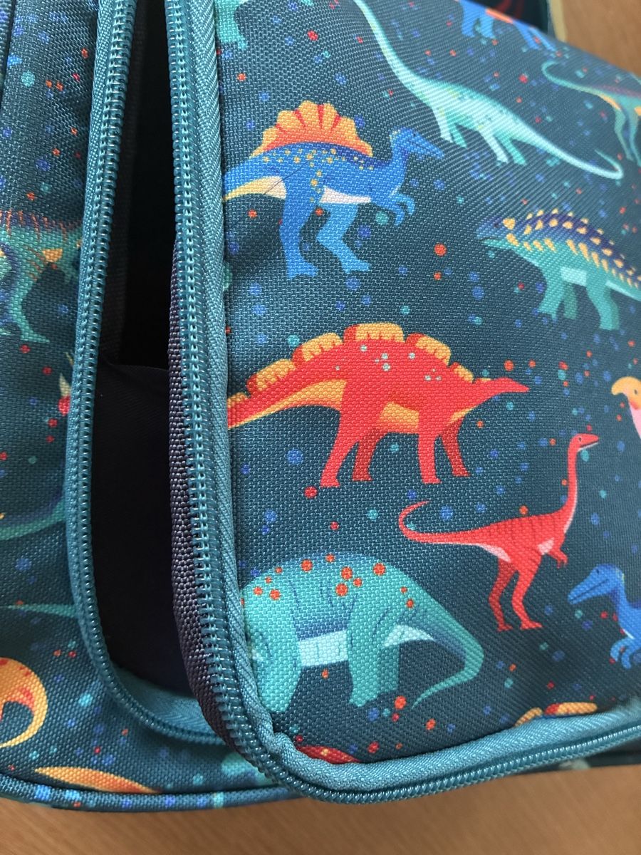 Custodie per cosmetici: Kulturbeutel mit Dino Muster NEU – Nuovo e nell'imballaggio originale da Wolfwil venduto da NewGirl 2