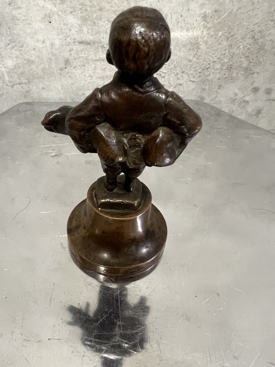 Figuren: Bronze Figur Junge mit Schweinen gute Erhaltung 10cm – Gebraucht aus Zürich von Privat_13 2