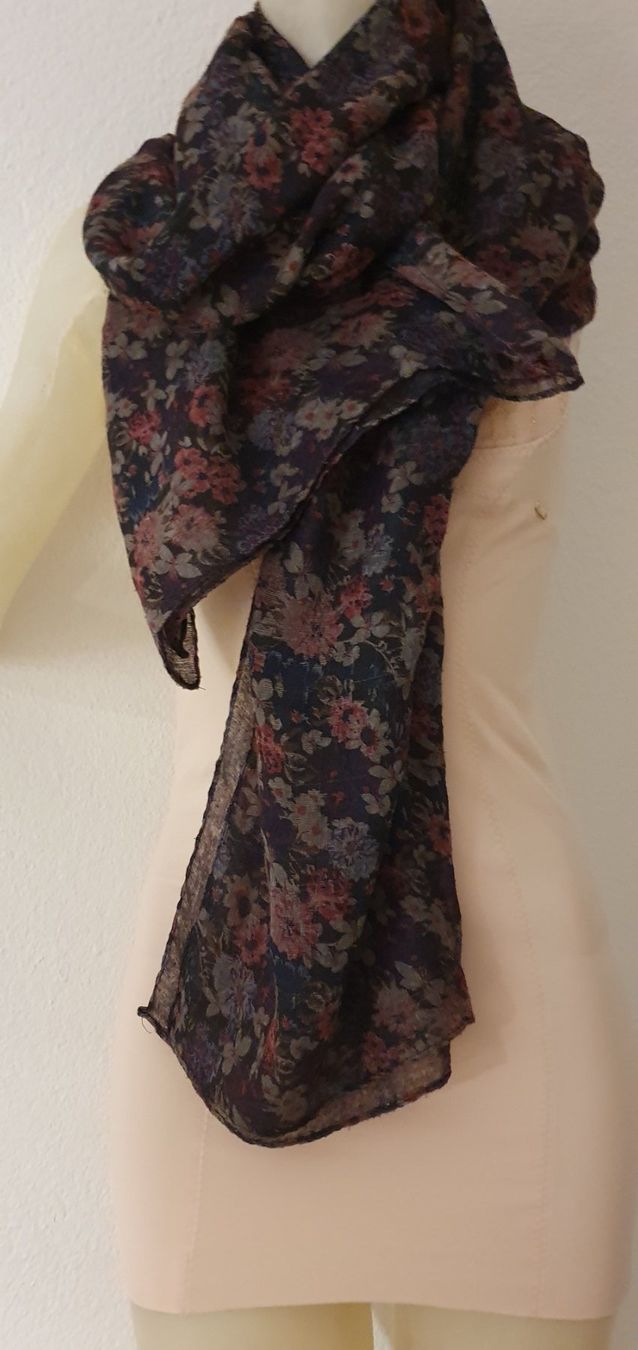 Foulard & Sciarpe: Schal 70cm×1190cm – Usato da Niederbipp venduto da fashionfuchs 1