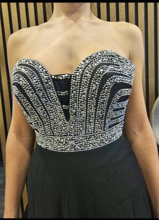 Traumhaftes, elegantes, schulterfreies Abendkleid, Gr. 36