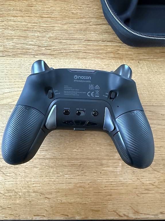 Controller: Nacon Revolution 5 Pro Controller – Usato da Bassersdorf venduto da rob_jj2n 3