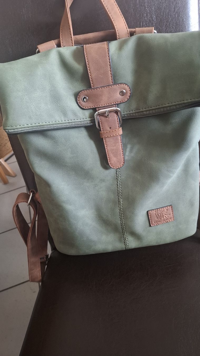 Sacs femmes: Rucksack Tasche Damen – D'occasion à Wäldi par Fergiu