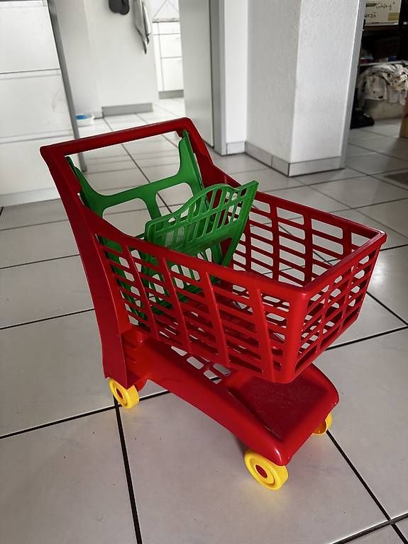 Spielzeuge: Einkaufswagen – Gebraucht aus Fislisbach von Reckeem