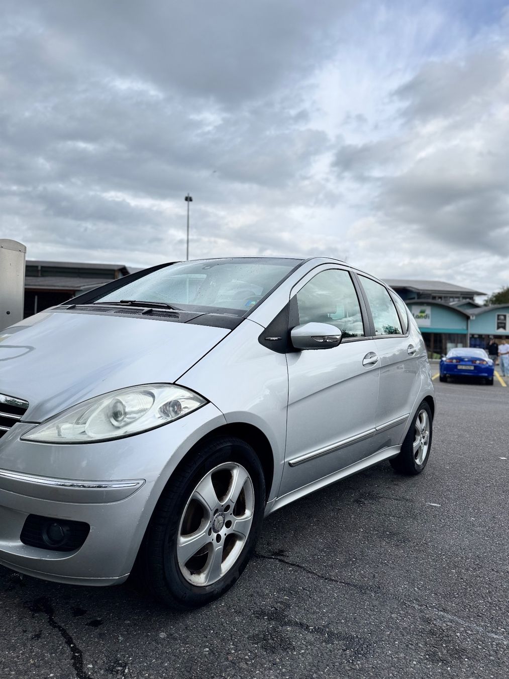 Mercedes-Benz Automobili: Benz A180 – Usato da Luzern venduto da family-pavlenko 3