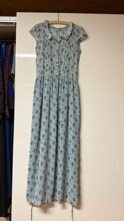 Kleid Blumenmuster Hellblau Grösse M Sommerkleid