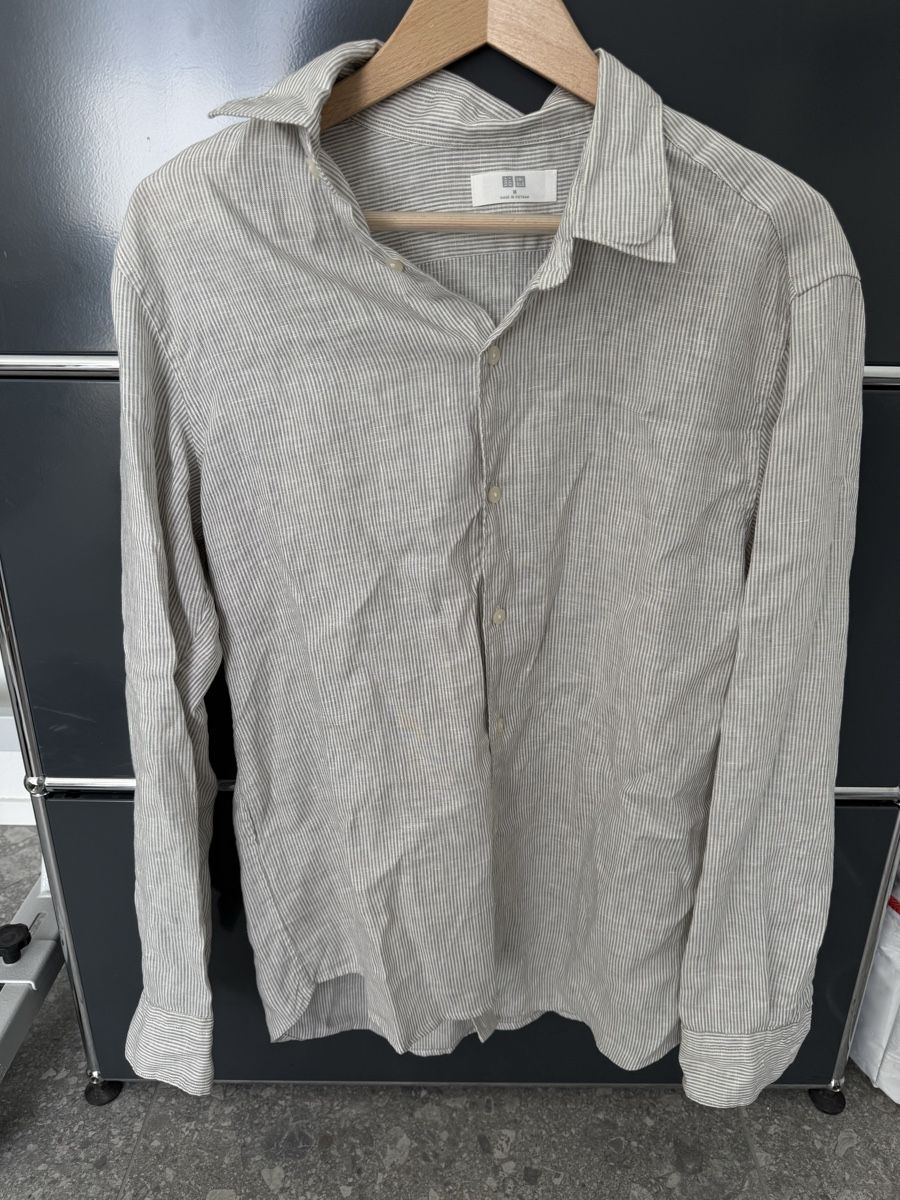 Hemden: UNIQLO Hemdbluse gestreift – Neu (gemäss Beschreibung) aus Birmensdorf ZH von nin.am