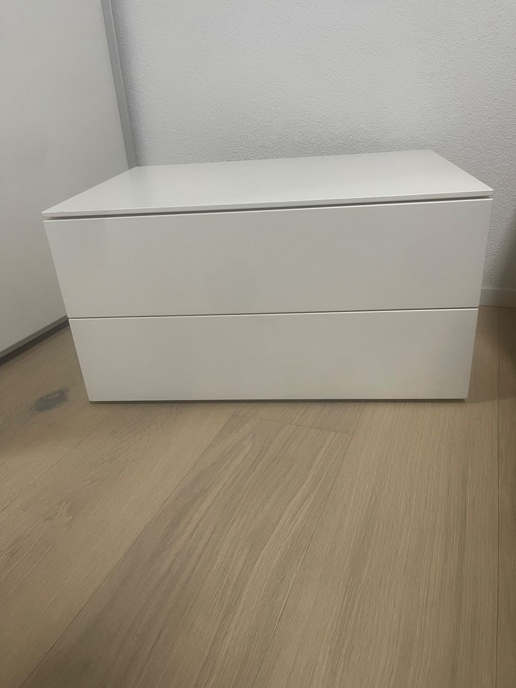 Comodini: Fraubrunnen Nachttisch – Usato da Dietikon venduto da Nissaa