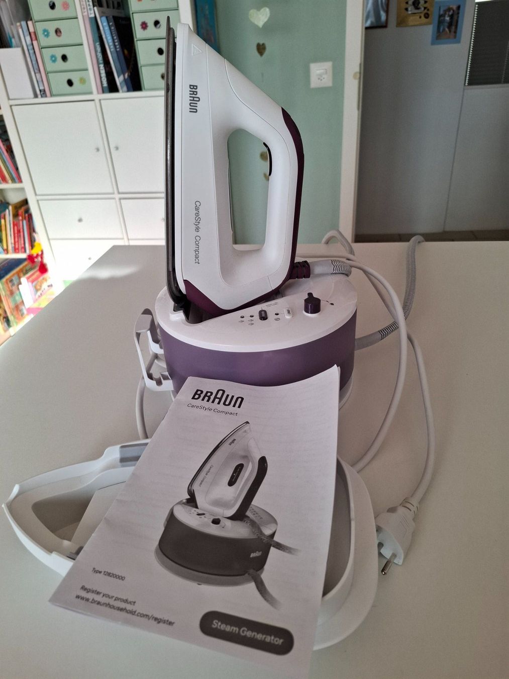 Braun Ferri da stiro: BRAUN Dampfbügelstation – Usato da Zeiningen venduto da Christine298