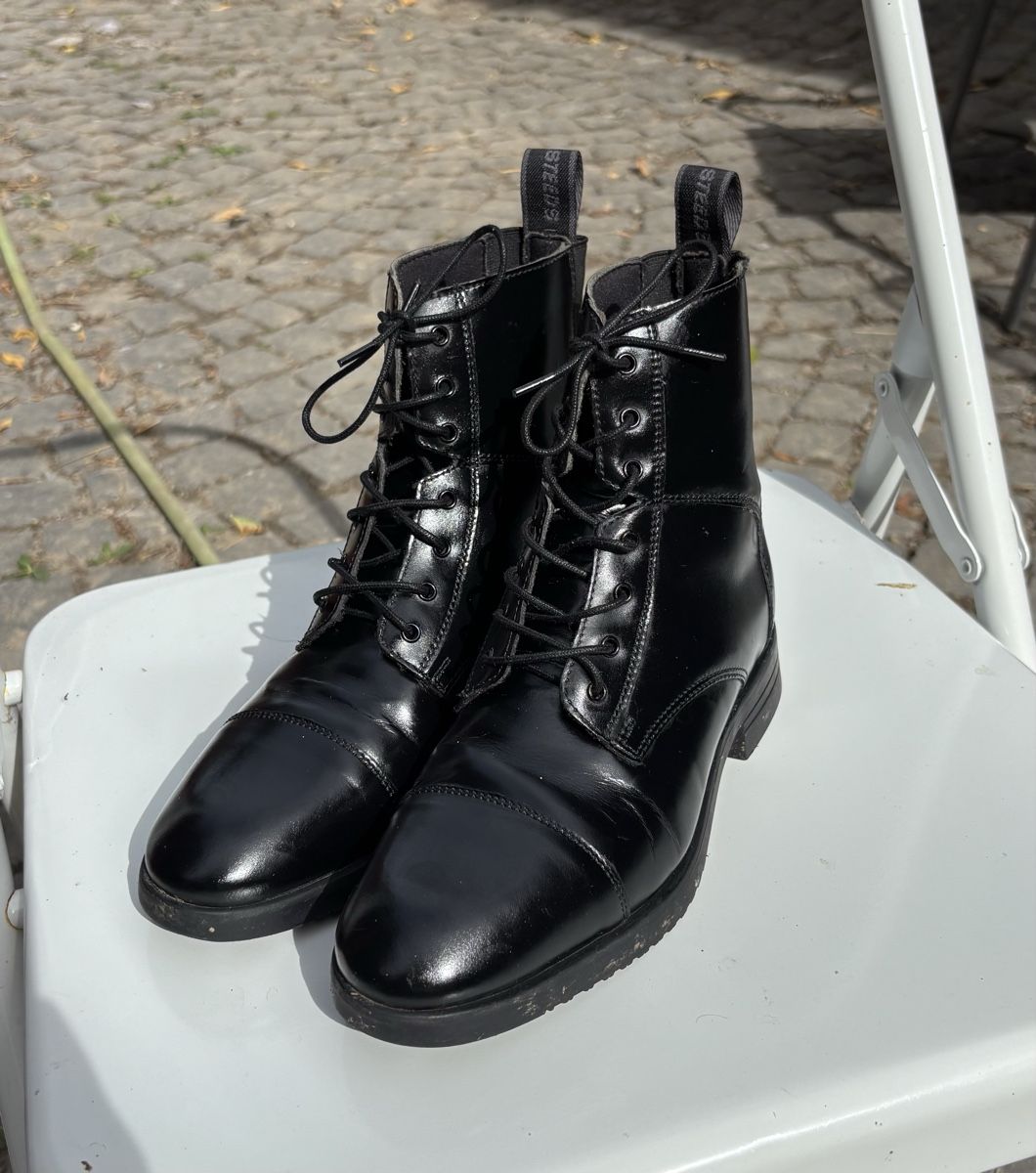 Damenschuhe: Reitstiefel schwarz Grösse 38 – Gebraucht aus St. Gallen von may_8fbd
