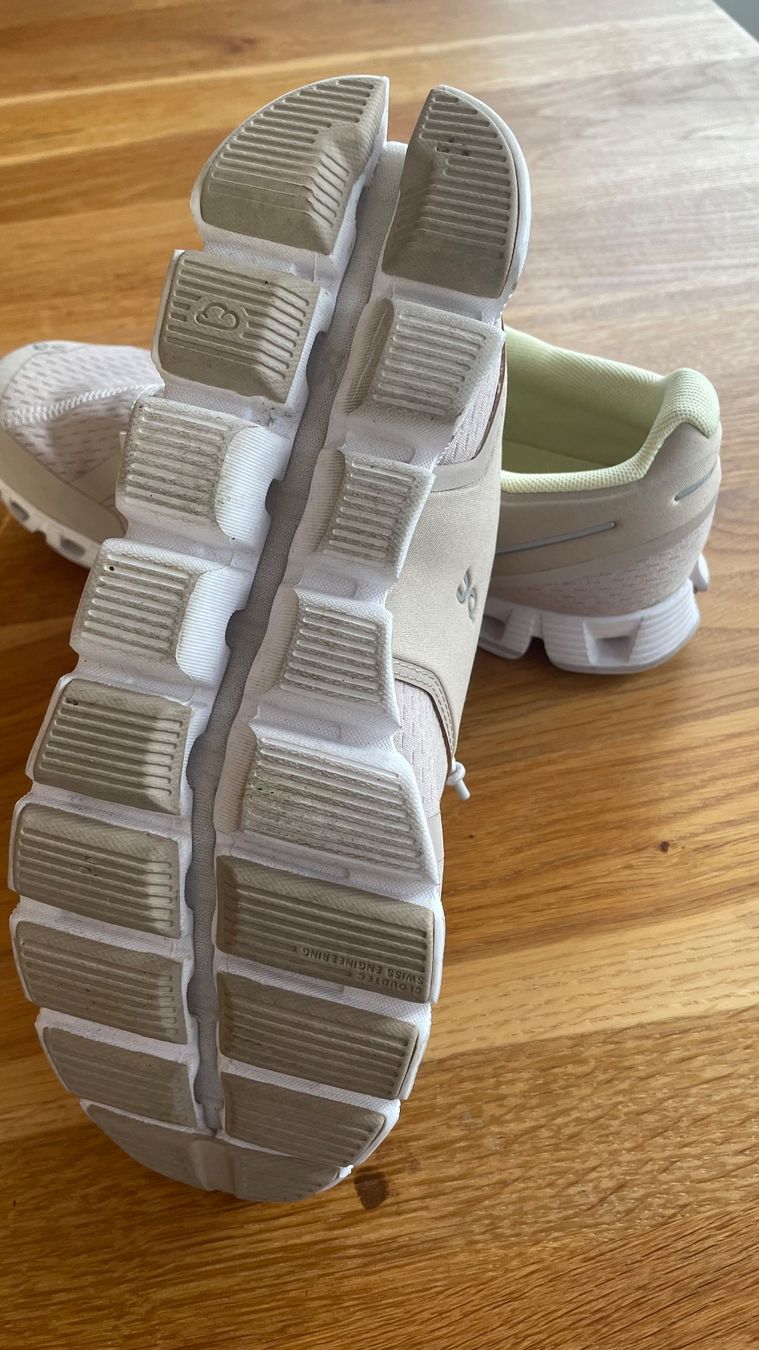 On Scarpe da donna: ON Sneaker, Grösse 38, Top-Zustand – Nuovo (secondo la descrizione) da Eiken venduto da Kermit60 4