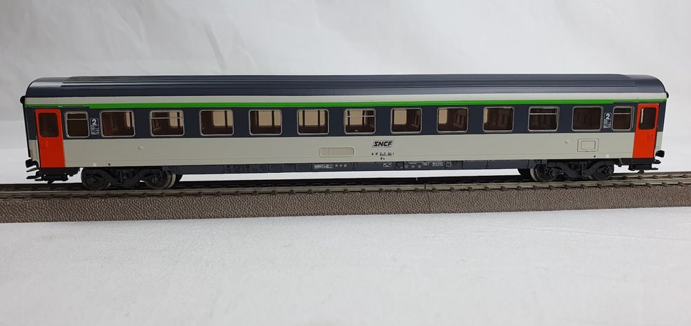 Märklin 4254 SNCF EUROFIMA/Corail 2.Kl. neuwertig, OVP (Gebraucht) in ...