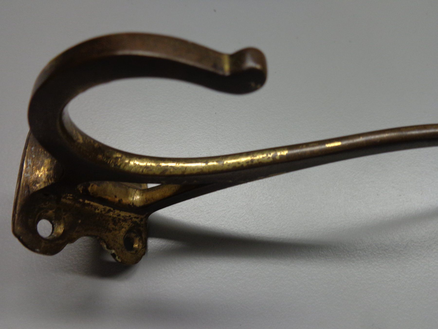 Eisenwaren: Messinghacken 2 Stk. L= 17 cm B= 7+5 cm – Gebraucht aus Liestal von Gecko16 2